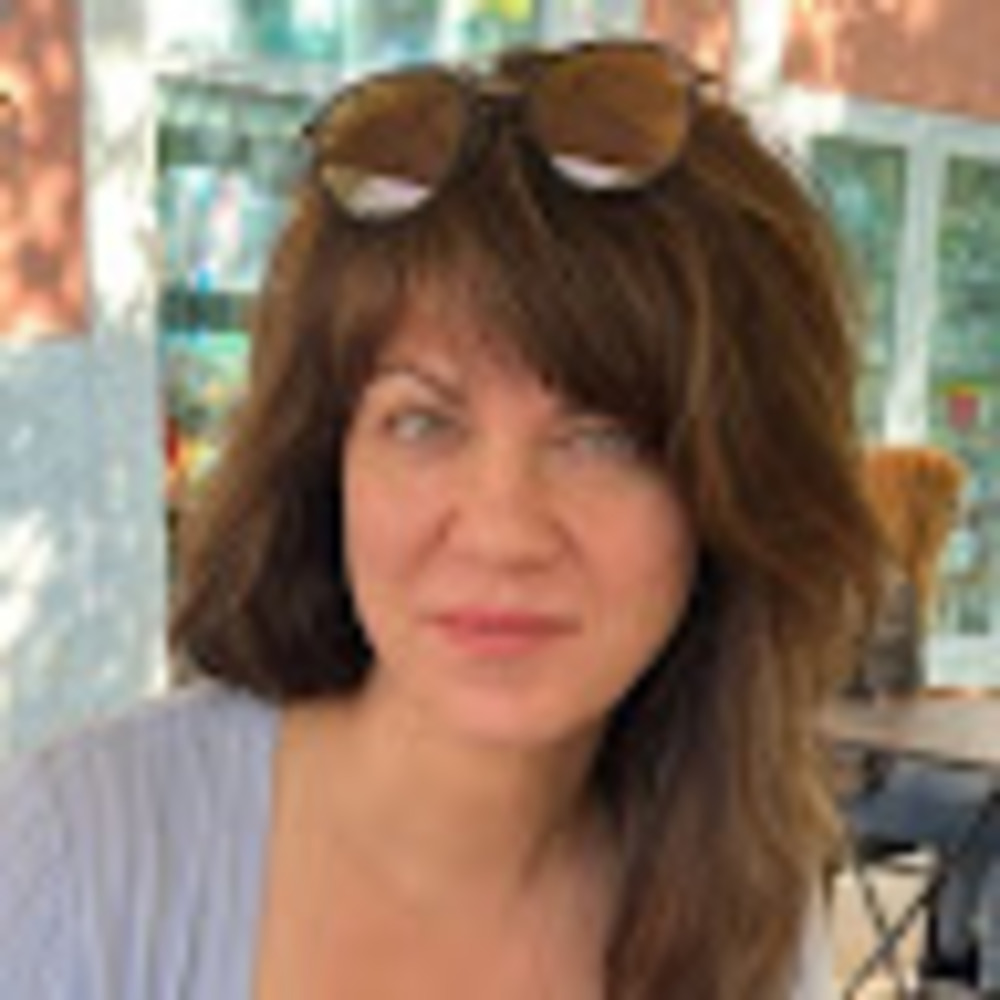 Meet your Posher, Elena